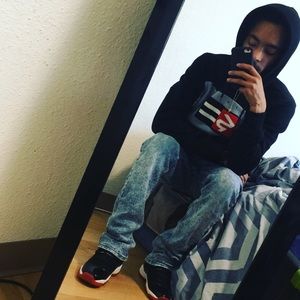 Meet your Posher, Curtis